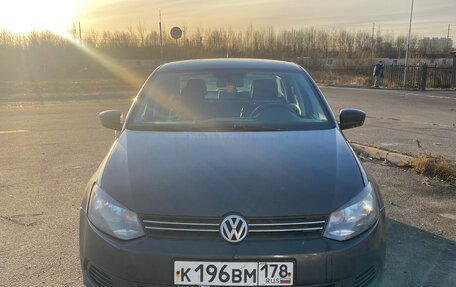 Volkswagen Polo VI (EU Market), 2011 год, 590 000 рублей, 1 фотография