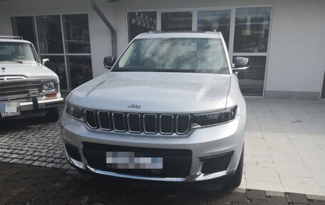 Jeep Grand Cherokee, 2021 год, 6 300 000 рублей, 3 фотография