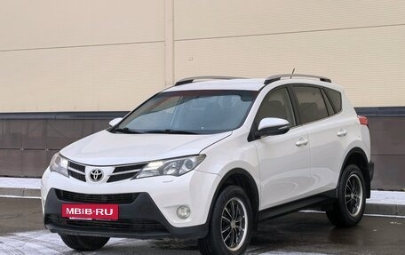 Toyota RAV4, 2015 год, 2 060 000 рублей, 3 фотография