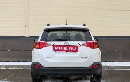 Toyota RAV4, 2015 год, 2 060 000 рублей, 6 фотография