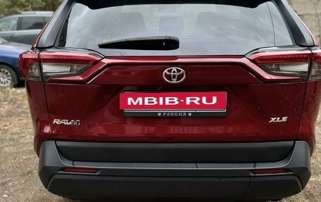 Toyota RAV4, 2020 год, 3 350 000 рублей, 11 фотография