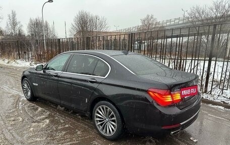 BMW 7 серия, 2013 год, 1 780 000 рублей, 5 фотография