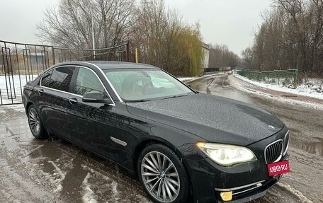 BMW 7 серия, 2013 год, 1 780 000 рублей, 3 фотография