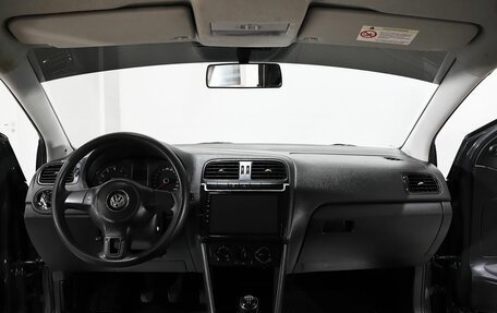 Volkswagen Polo VI (EU Market), 2013 год, 693 000 рублей, 10 фотография