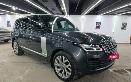 Land Rover Range Rover IV рестайлинг, 2018 год, 9 800 000 рублей, 4 фотография