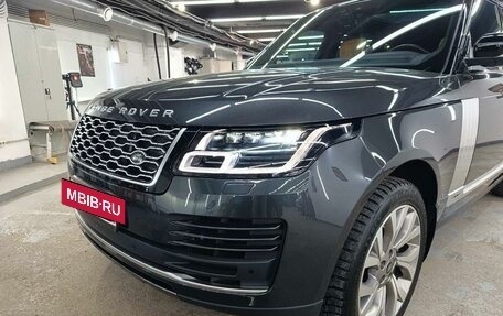 Land Rover Range Rover IV рестайлинг, 2018 год, 9 800 000 рублей, 3 фотография