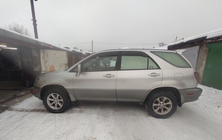 Lexus RX IV рестайлинг, 2000 год, 1 050 000 рублей, 5 фотография