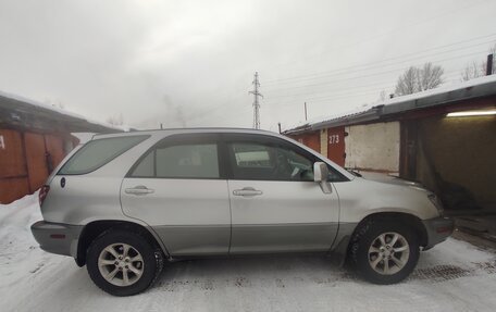 Lexus RX IV рестайлинг, 2000 год, 1 050 000 рублей, 4 фотография