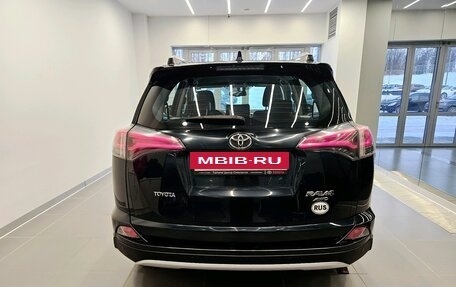 Toyota RAV4, 2017 год, 2 550 000 рублей, 5 фотография