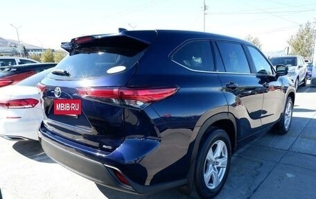 Toyota Highlander, 2021 год, 4 760 000 рублей, 4 фотография