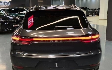 Porsche Macan I рестайлинг, 2021 год, 6 800 000 рублей, 4 фотография