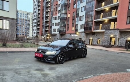 Volkswagen Golf R VII, 2019 год, 4 285 000 рублей, 1 фотография