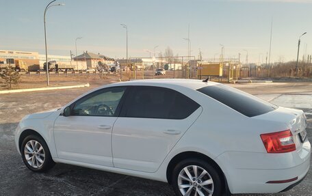 Skoda Octavia, 2018 год, 1 800 000 рублей, 4 фотография