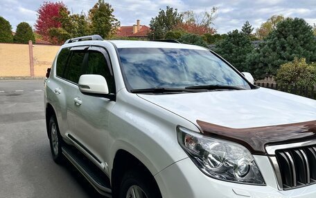 Toyota Land Cruiser Prado 150 рестайлинг 2, 2013 год, 3 090 000 рублей, 17 фотография