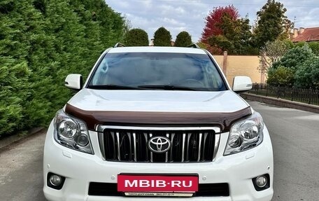 Toyota Land Cruiser Prado 150 рестайлинг 2, 2013 год, 3 090 000 рублей, 13 фотография