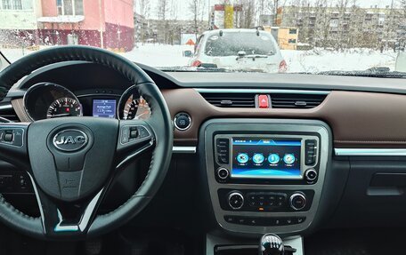 JAC T6, 2021 год, 2 450 000 рублей, 9 фотография