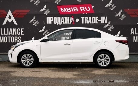 KIA Rio IV, 2021 год, 1 390 000 рублей, 4 фотография