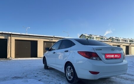 Hyundai Solaris II рестайлинг, 2012 год, 730 000 рублей, 7 фотография