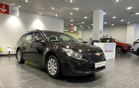 Chevrolet Cruze II, 2014 год, 950 000 рублей, 3 фотография