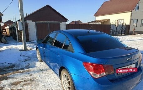 Chevrolet Cruze II, 2011 год, 690 000 рублей, 3 фотография