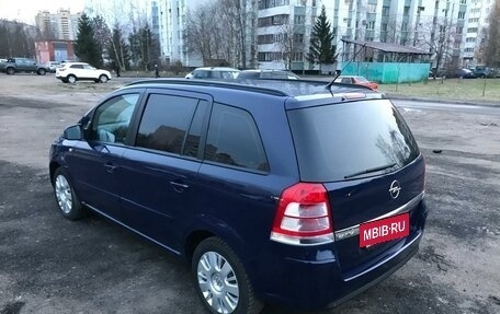 Opel Zafira B, 2012 год, 850 000 рублей, 3 фотография