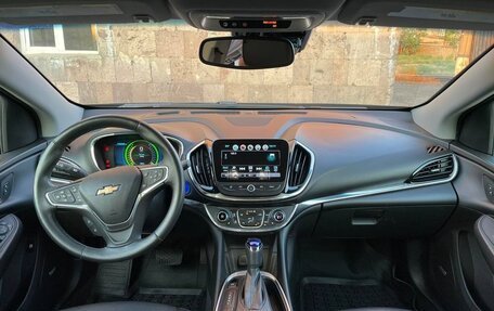 Chevrolet Volt II, 2016 год, 1 650 000 рублей, 14 фотография