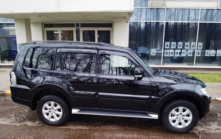 Mitsubishi Pajero IV, 2013 год, 2 450 000 рублей, 4 фотография