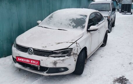 Volkswagen Jetta VI, 2011 год, 520 000 рублей, 2 фотография