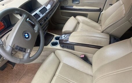 BMW 7 серия, 2004 год, 940 000 рублей, 3 фотография