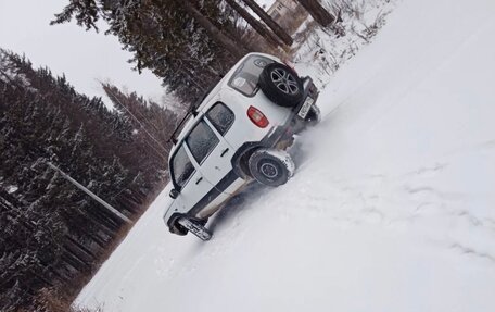 Chevrolet Niva I рестайлинг, 2004 год, 170 000 рублей, 5 фотография