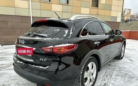 Infiniti FX II, 2011 год, 2 490 000 рублей, 7 фотография