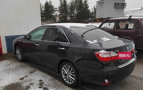 Toyota Camry, 2016 год, 2 300 000 рублей, 4 фотография