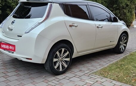 Nissan Leaf I, 2011 год, 710 000 рублей, 3 фотография