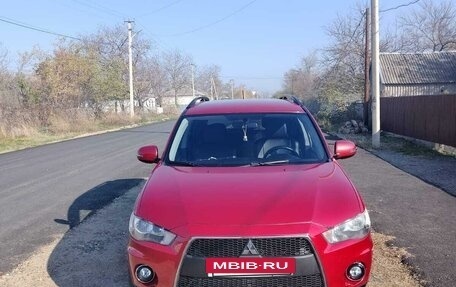 Mitsubishi Outlander III рестайлинг 3, 2010 год, 950 000 рублей, 11 фотография