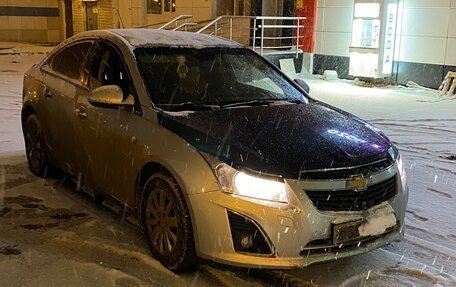 Chevrolet Cruze II, 2013 год, 800 000 рублей, 2 фотография