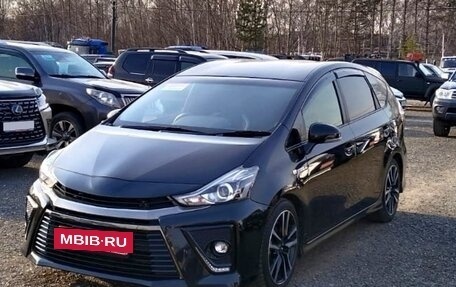 Toyota Prius Alpha I (ZVW40/41), 2017 год, 1 848 000 рублей, 4 фотография