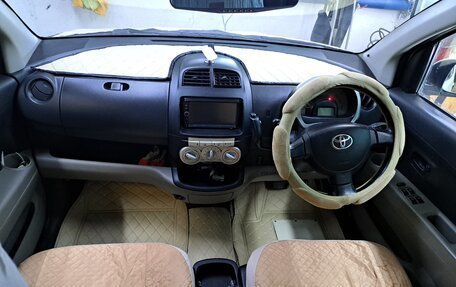 Toyota Passo III, 2004 год, 385 000 рублей, 6 фотография