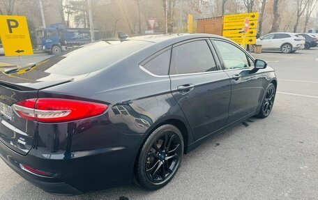 Ford Fusion (North America) II, 2020 год, 1 350 000 рублей, 1 фотография