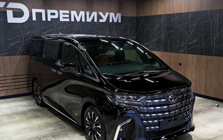 Toyota Alphard, 2024 год, 16 799 000 рублей, 3 фотография