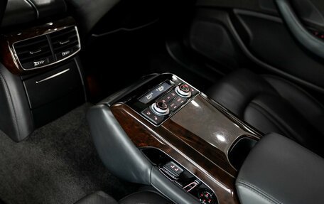 Audi A8, 2014 год, 2 998 000 рублей, 36 фотография