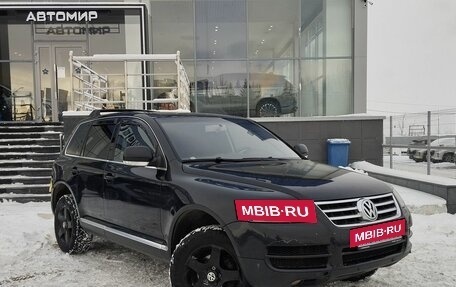 Volkswagen Touareg III, 2005 год, 900 000 рублей, 3 фотография