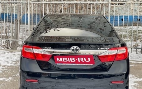 Toyota Camry, 2014 год, 2 180 000 рублей, 12 фотография