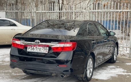 Toyota Camry, 2014 год, 2 180 000 рублей, 13 фотография