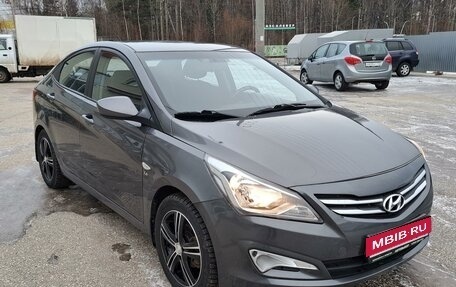 Hyundai Solaris II рестайлинг, 2015 год, 930 000 рублей, 12 фотография