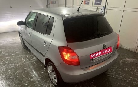 Skoda Fabia II, 2011 год, 600 000 рублей, 4 фотография