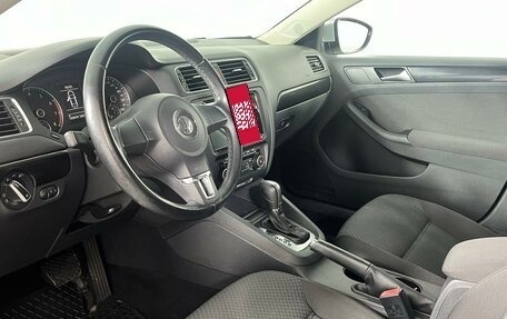 Volkswagen Jetta VI, 2012 год, 1 199 000 рублей, 11 фотография