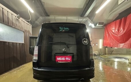 Scion xB II рестайлинг, 2004 год, 600 000 рублей, 9 фотография