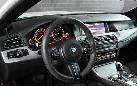 BMW 5 серия, 2014 год, 2 200 000 рублей, 11 фотография