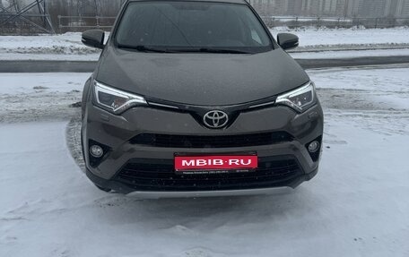 Toyota RAV4, 2018 год, 3 400 000 рублей, 1 фотография