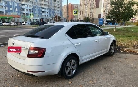 Skoda Octavia, 2019 год, 1 990 000 рублей, 4 фотография